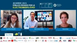 Firman acuerdo público privado por electromovilidad: 68 empresas e instituciones impulsarán compromisos por movilidad limpia Firman acuerdo público privado por electromovilidad: 68 empresas e instituciones impulsarán compromisos por movilidad limpia
