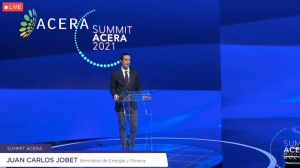 Ministro Jobet: “Proyectamos que a fin de este año, la capacidad instalada renovable llegará a más del 60% Ministro Jobet: “Proyectamos que a fin de este año, la capacidad instalada renovable llegará a más del 60%
