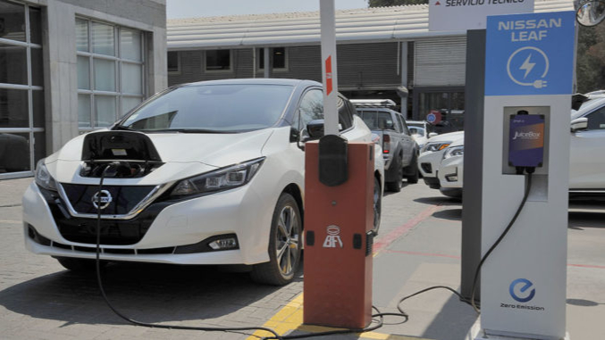 Nissan anuncia nuevo auto eléctrico e instalación de una megafábrica de baterías Nissan anuncia nuevo auto eléctrico e instalación de una megafábrica de baterías