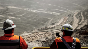 Estudio de la U. de Chile revela que la minería debe avanzar hacia las ERNC para mitigar el cambio climático