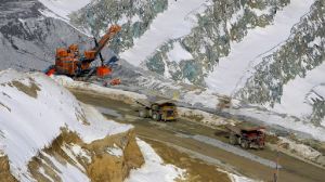 Antofagasta Minerals estudia el uso de hidrógeno verde y de camiones híbridos que funcionen con GNL y petróleo Antofagasta Minerals estudia el uso de hidrógeno verde y de camiones híbridos que funcionen con GNL y petróleo