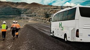 Estudian funcionamiento de buses con celdas de combustible a hidrógeno en ruta minera del norte de Chile