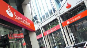 Santander Chile construirá seis centrales solares propias para abastecerse de energía renovable Santander Chile construirá seis centrales solares propias para abastecerse de energía renovable