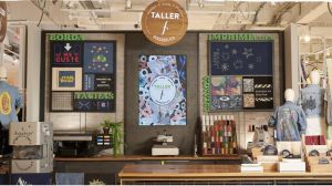 Segunda vida a la ropa: la iniciativa de Falabella para prolongar la vida de las prendas a través de su “Taller F” Segunda vida a la ropa: la iniciativa de Falabella para prolongar la vida de las prendas a través de su “Taller F”