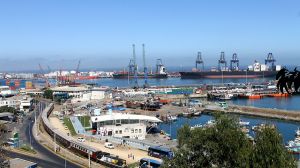 Terminales portuarios chilenos logran eficiencias energéticas similares a terminales europeos y norteamericanos
