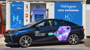 Primera flota de Cabify propulsada por hidrógeno verde en España será con Toyota Mirai Primera flota de Cabify propulsada por hidrógeno verde en España será con Toyota Mirai