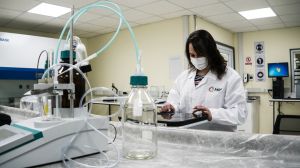 UMAG, HIF y GASCO firman convenio para desarrollo de laboratorio