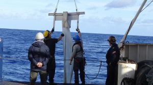 Investigación analizará impacto de la basura plástica en el giro subtropical del Pacífico Sur Investigación analizará impacto de la basura plástica en el giro subtropical del Pacífico Sur