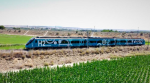 Tren de hidrógeno de CAF inicia las pruebas dinámicas en la vía férrea Tren de hidrógeno de CAF inicia las pruebas dinámicas en la vía férrea