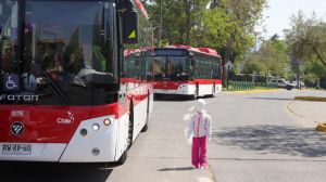 Positiva evaluación de buses eléctricos con sensores para detectar a peatones y ciclistas: 450 mil kilómetros sin siniestros