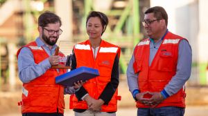 Presidente Boric en Engie Tocopilla: “Hoy cierra la última unidad de la Central Termoeléctrica Tocopilla, pero además se abre un futuro para esta ciudad puerto” Presidente Boric en Engie Tocopilla: “Hoy cierra la última unidad de la Central Termoeléctrica Tocopilla, pero además se abre un futuro para esta ciudad puerto”