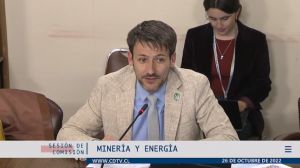 Ministro de Energía expuso proyecto que aumenta el uso de renovables de pequeña y gran escala Ministro de Energía expuso proyecto que aumenta el uso de renovables de pequeña y gran escala
