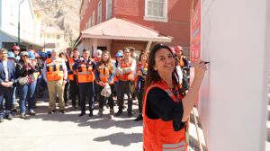 Codelco aspira a contar con más de 5.000 mujeres en sus operaciones y liderar la participación femenina de la industria