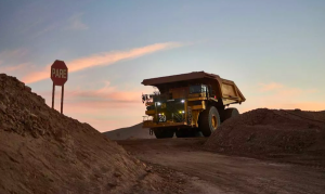 Movilidad en minería: “Electrificar un solo vehículo minero puede reducir 1.000 toneladas de CO2 por año”