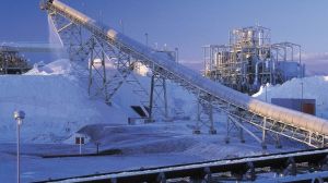 Alianza internacional entre compañías especialistas en litio anuncia la construcción de plantas de tratamiento de este mineral en Chile, Argentina y Europa