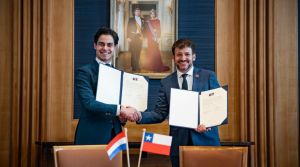 Países Bajos y Chile firman nuevos acuerdos para la producción del hidrógeno verde nacional