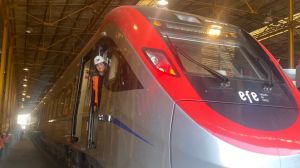 Empresa Ferrocarriles del Estado y Reino Unido firman convenio para el fortalecimiento del transporte sustentable Empresa Ferrocarriles del Estado y Reino Unido firman convenio para el fortalecimiento del transporte sustentable