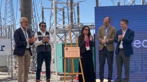 Nueva red de transmisión inaugurada en el norte de Chile contribuirá a disminuir el vertimiento energético Nueva red de transmisión inaugurada en el norte de Chile contribuirá a disminuir el vertimiento energético