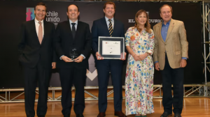 ABB en Chile recibe premio como la mejor empresa en conciliación vida y trabajo ABB en Chile recibe premio como la mejor empresa en conciliación vida y trabajo