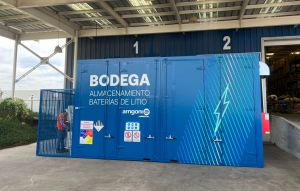 ¿Cómo es la primera bodega para baterías de litio hecha e implementada en Chile?