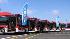 Buses eléctricos de Red Movilidad comienzan a operar en Cerro Navia Buses eléctricos de Red Movilidad comienzan a operar en Cerro Navia