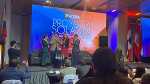 GIZ fue galardonada con el premio “Proyecta Solar 2024” durante la sexta versión anual del encuentro