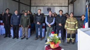 Bomberos de Caleta Chañaral reciben importante equipamiento de salvataje otorgado por parques eólicos de Atacama