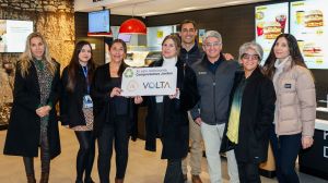 Día del Reciclaje: Transforman los residuos orgánicos de un restaurant de McDonald’s Chile, en sustrato mejorador de suelo