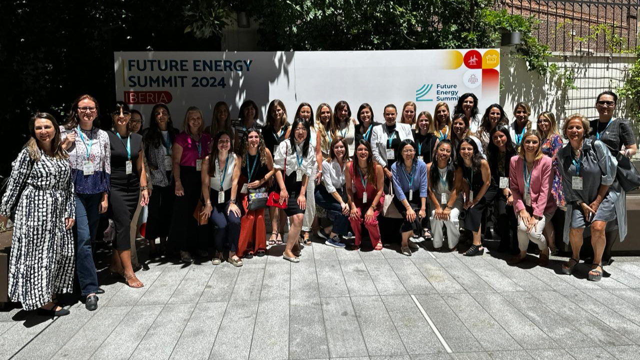 Empresas y ejecutivos de la industria de las energías renovables de Latinoamérica y Europa participan en FES Iberia Empresas y ejecutivos de la industria de las energías renovables de Latinoamérica y Europa participan en FES Iberia