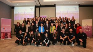 Chile a la vanguardia en la preparación de mujeres para que asuman liderazgos de la transición energética