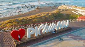 Pichilemu avanza hacia un turismo más sustentable con nuevo Acuerdo de Producción Limpia Pichilemu avanza hacia un turismo más sustentable con nuevo Acuerdo de Producción Limpia