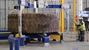 Michelin inaugura su primera planta de reciclaje de neumáticos mineros en Antofagasta