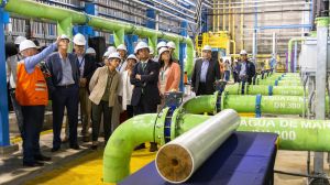 Con agua potable 100% desalada, habitantes de Antofagasta y Mejillones enfrentan la crisis hídrica en la región Con agua potable 100% desalada, habitantes de Antofagasta y Mejillones enfrentan la crisis hídrica en la región