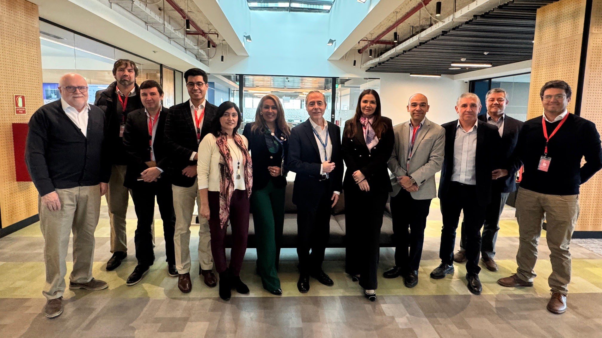 ACENOR se reúne con el Coordinador para abordar situación del sistema eléctrico tras blackout del 25F