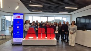 ABB en Chile impulsa la electromovilidad junto a gobiernos latinoamericanos ABB en Chile impulsa la electromovilidad junto a gobiernos latinoamericanos