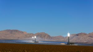 “Energía azul”: Científicos chilenos exploran cómo generar energía eléctrica mezclando agua dulce y salada