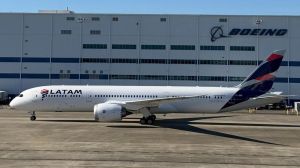 LATAM recibió su primer Boeing 787-9 con motores GEnx y acelera la renovación de su flota de largo alcance