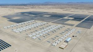 Inauguran en Chile una central híbrida con el sistema de almacenamiento de mayor duración en América Latina