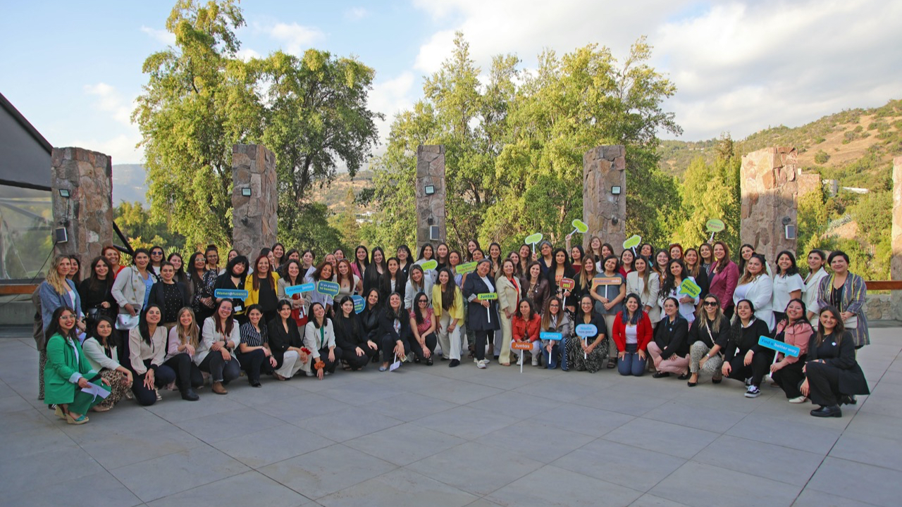 Minería supera meta de participación de mujeres y pone foco en aumentar su presencia en cargos de liderazgo